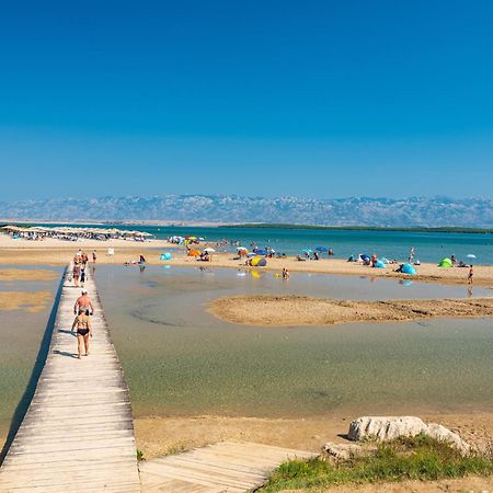 Apartments By The Sea Nin, Zadar - 12890 ภายนอก รูปภาพ