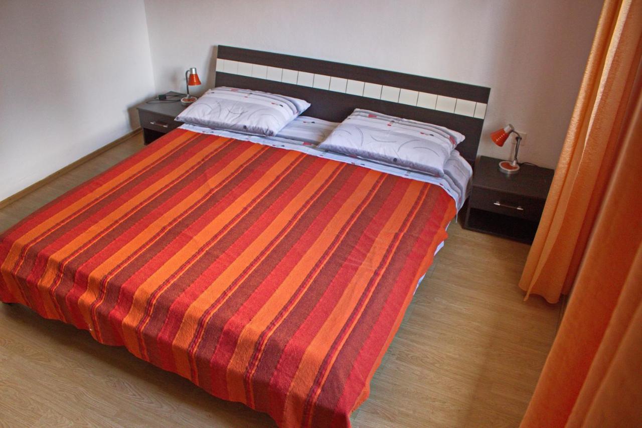 Apartments By The Sea Nin, Zadar - 12890 ภายนอก รูปภาพ