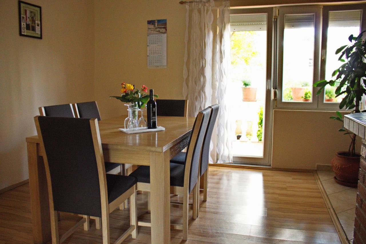 Apartments By The Sea Nin, Zadar - 12890 ภายนอก รูปภาพ