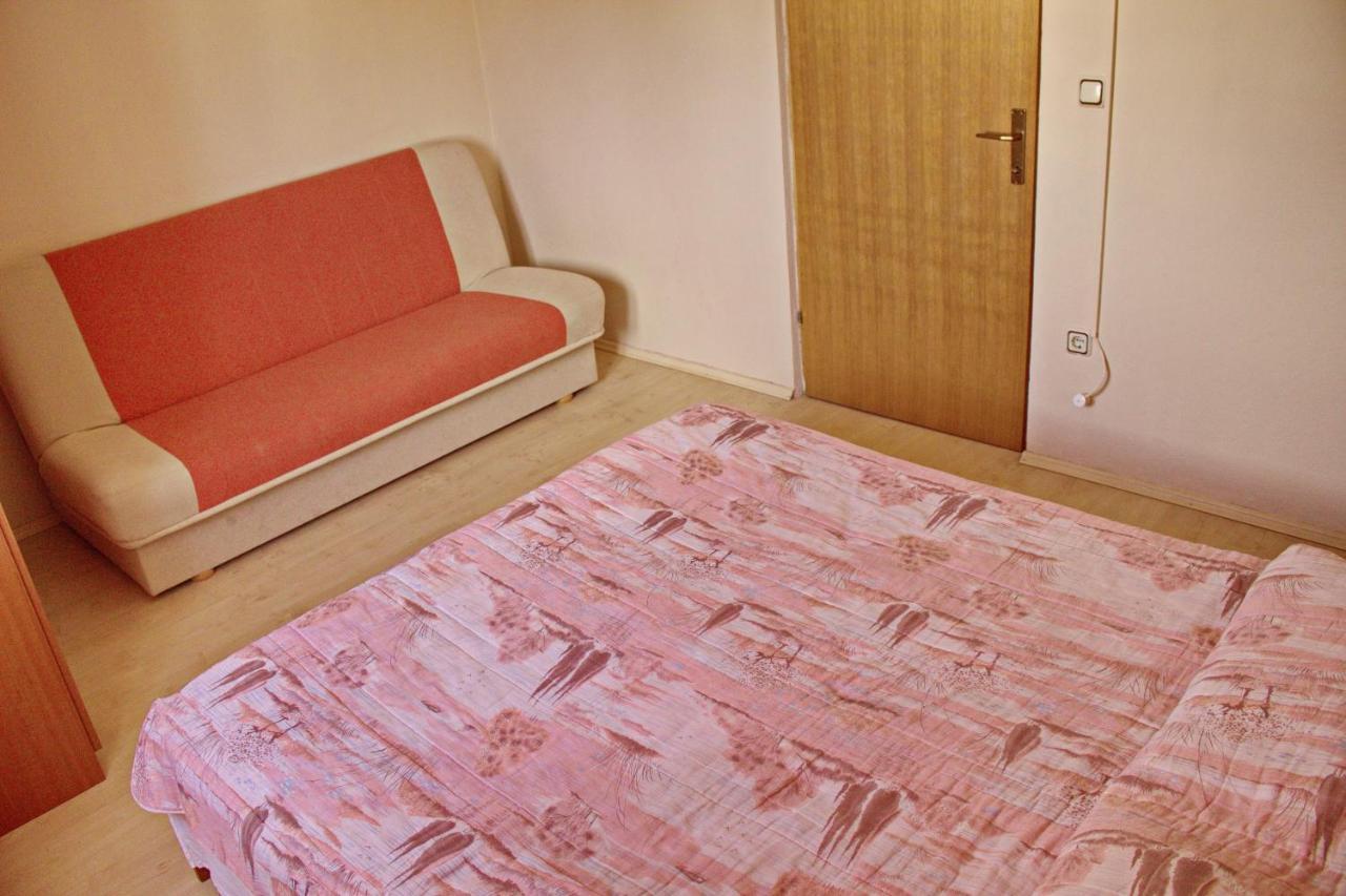 Apartments By The Sea Nin, Zadar - 12890 ภายนอก รูปภาพ